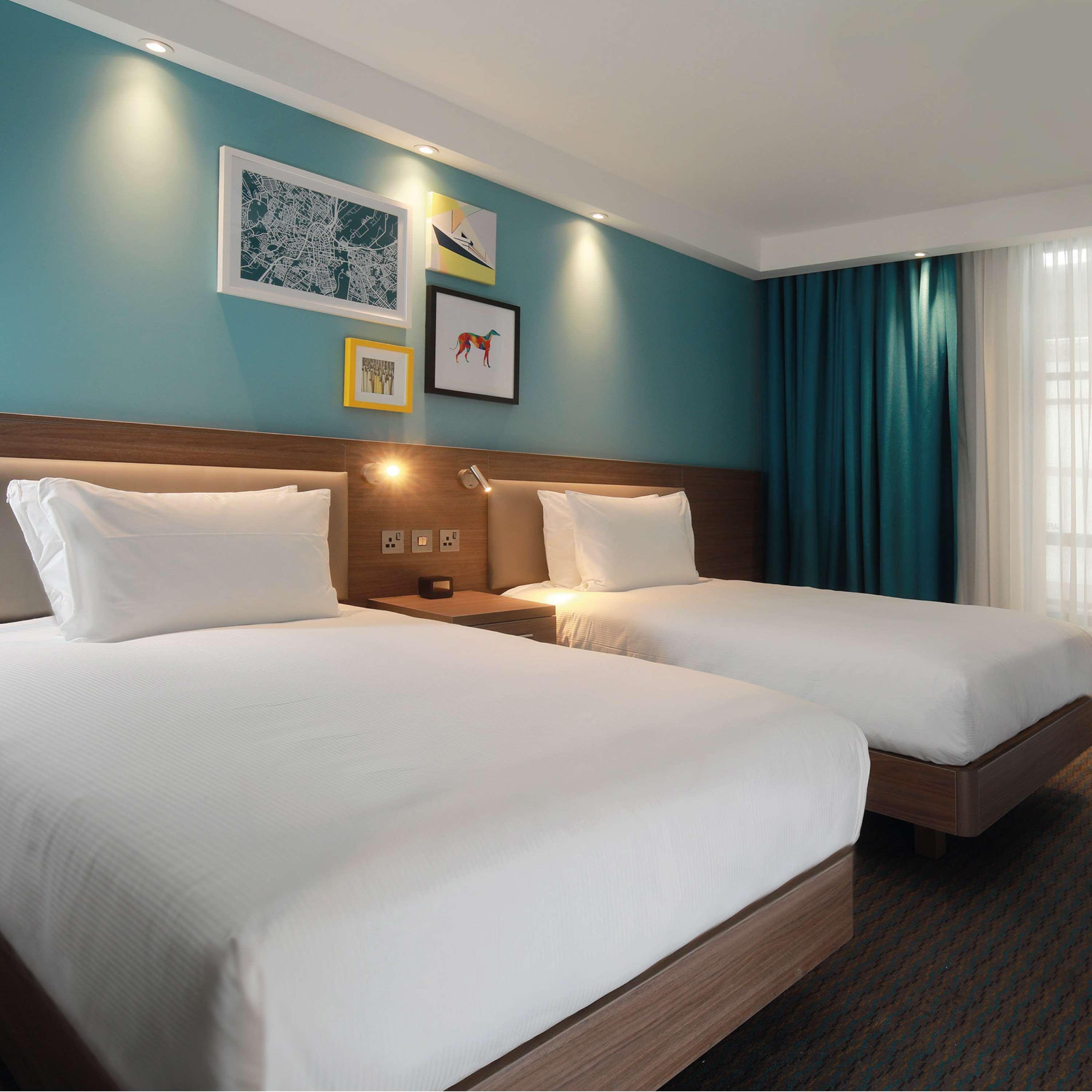 Hampton By Hilton Belfast City Centre Bagian luar foto