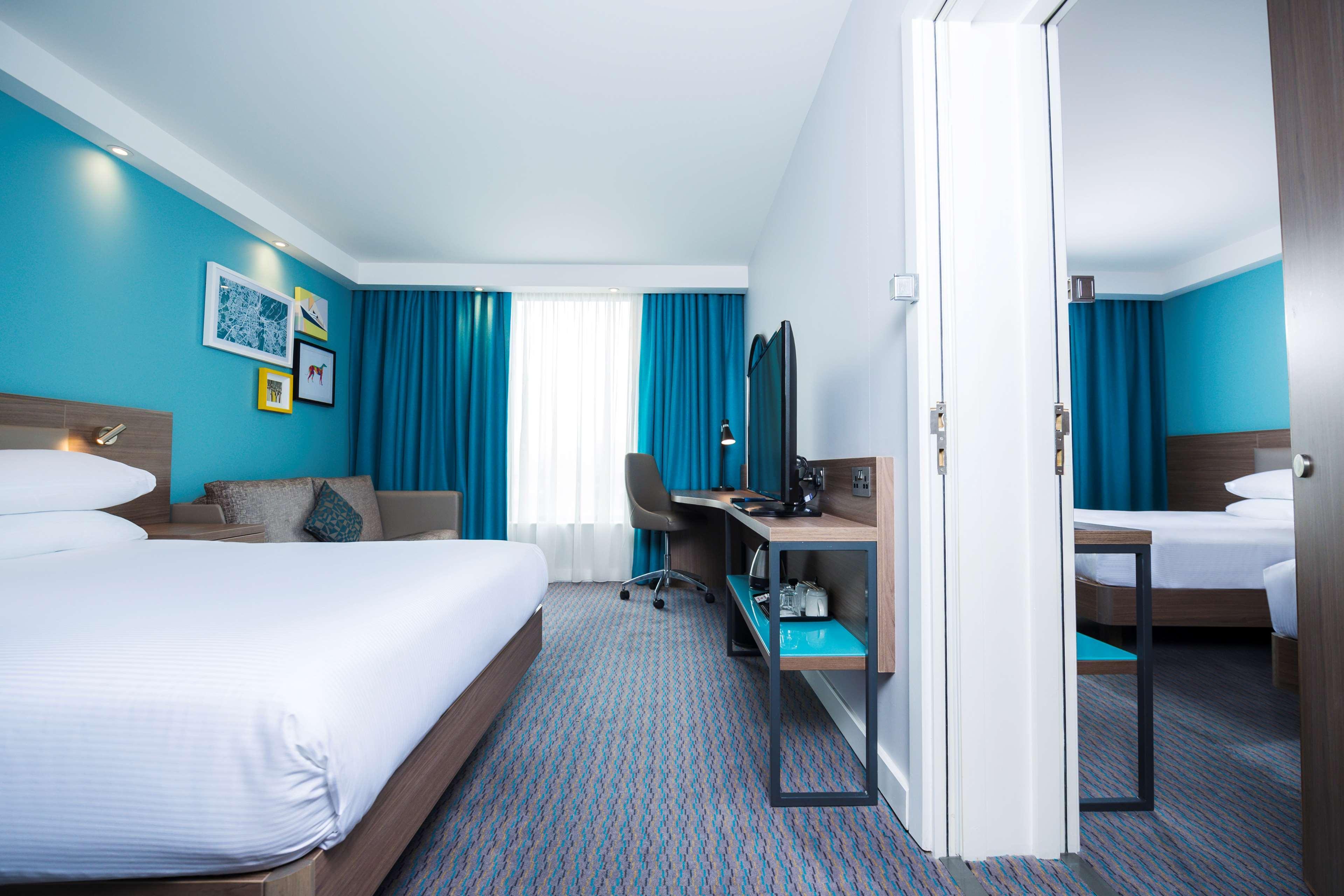 Hampton By Hilton Belfast City Centre Bagian luar foto