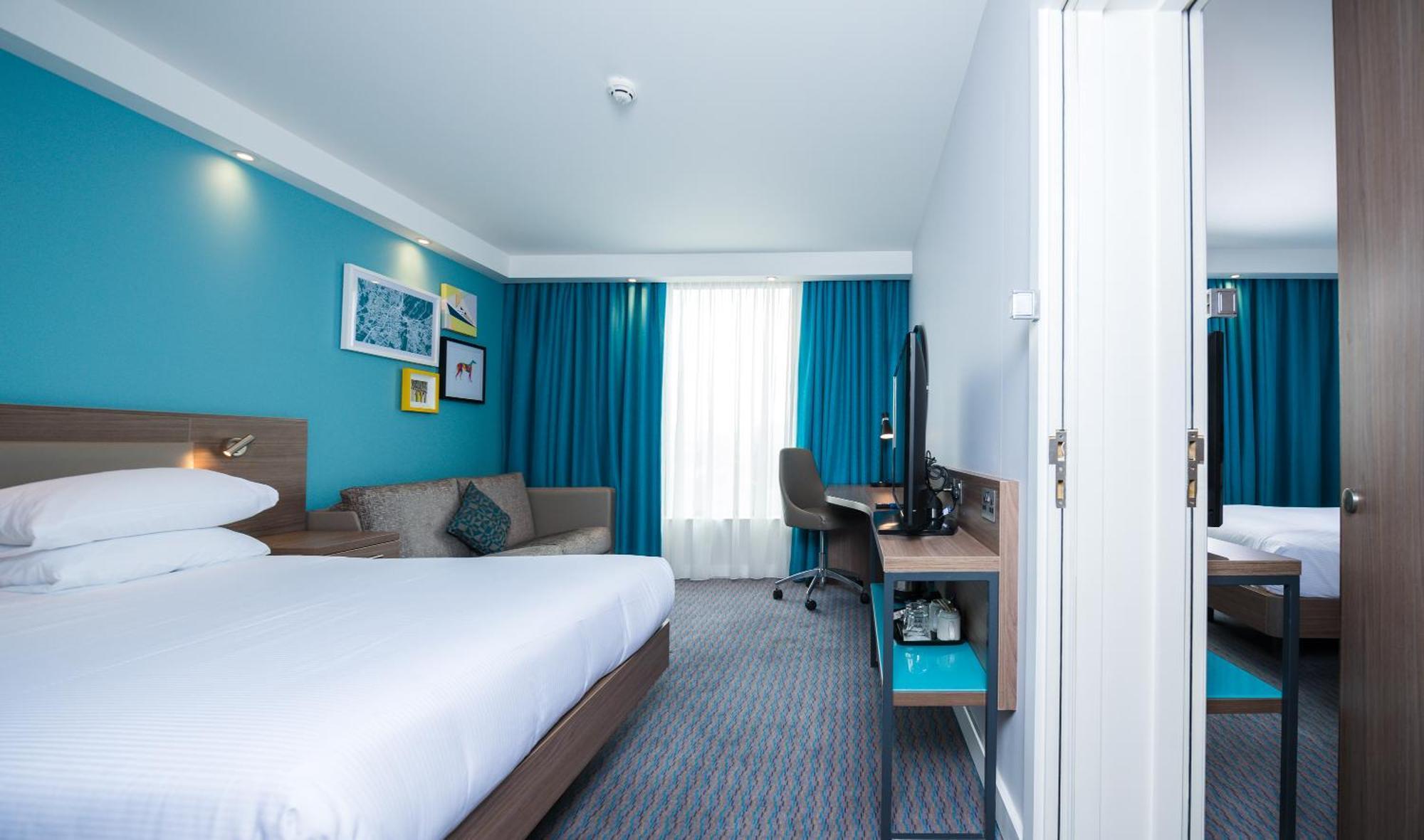 Hampton By Hilton Belfast City Centre Bagian luar foto