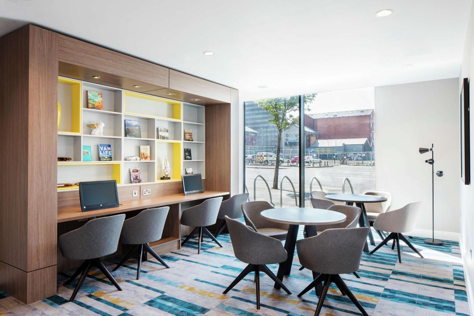 Hampton By Hilton Belfast City Centre Bagian luar foto