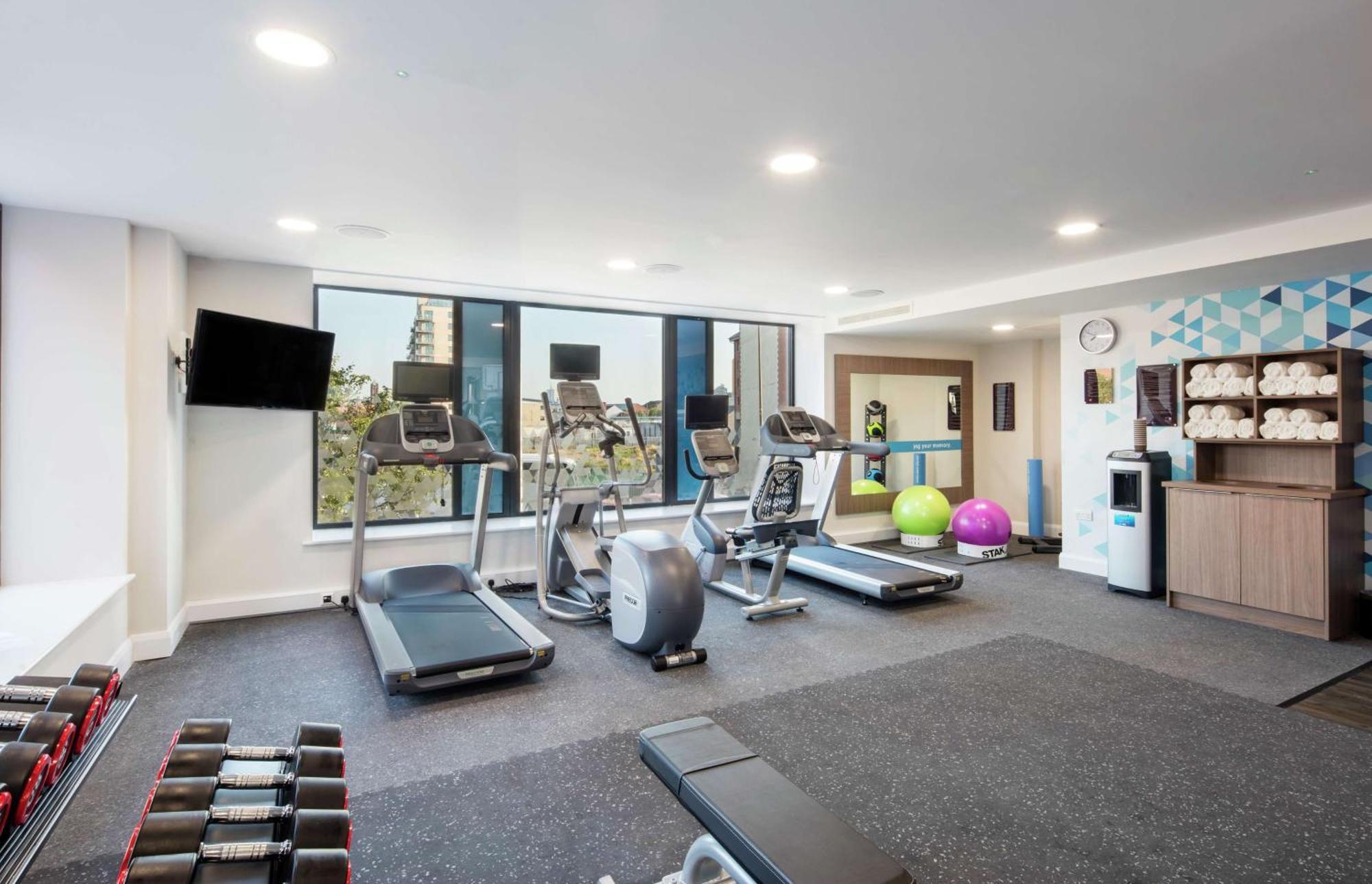 Hampton By Hilton Belfast City Centre Bagian luar foto