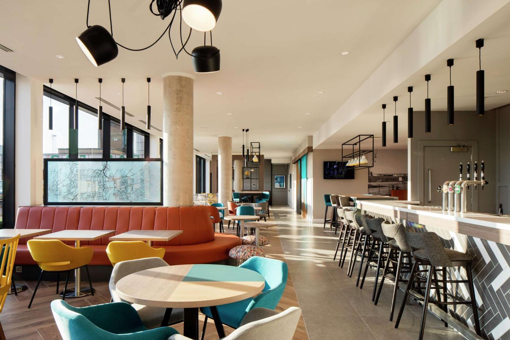 Hampton By Hilton Belfast City Centre Bagian luar foto